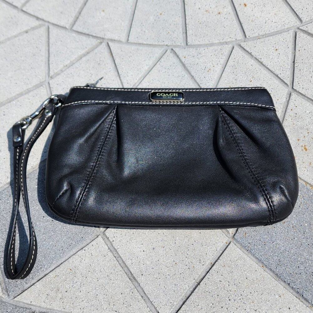 Coach 1941 SOHO Pleated Leather Zip Clutch Wristlet - Picture 13 of 13